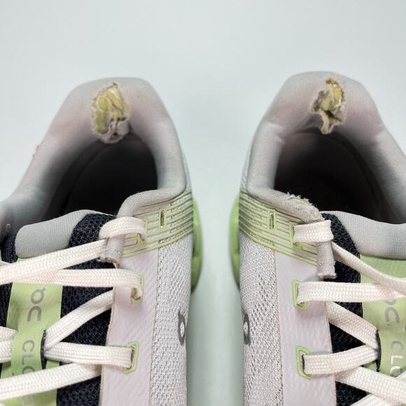 On Cloudgo Light Gray Green Lightweight Running Shoes 55.98624 Women's Size 8 - Picture 9 of 12